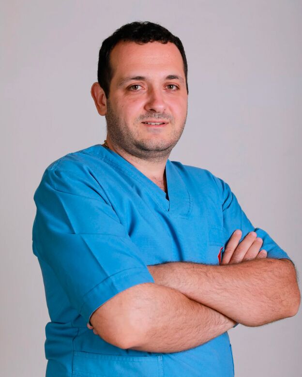 Γιατρός Εμπειρογνώμονας της αναισθησίας Ahmet Loizou